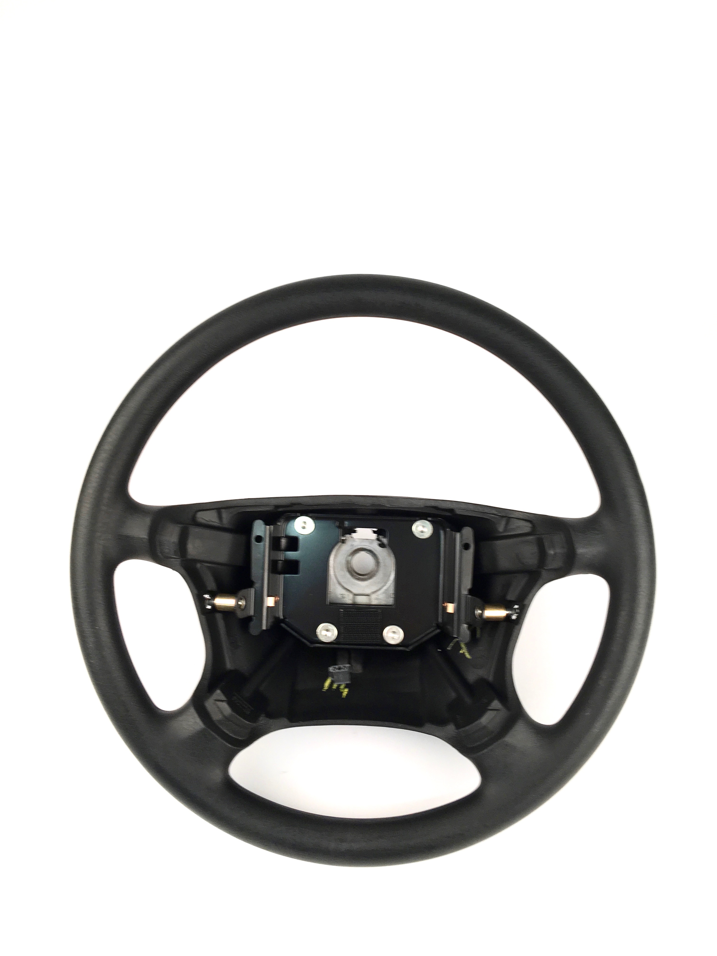 4532248_Steering_wheel_01.jpg